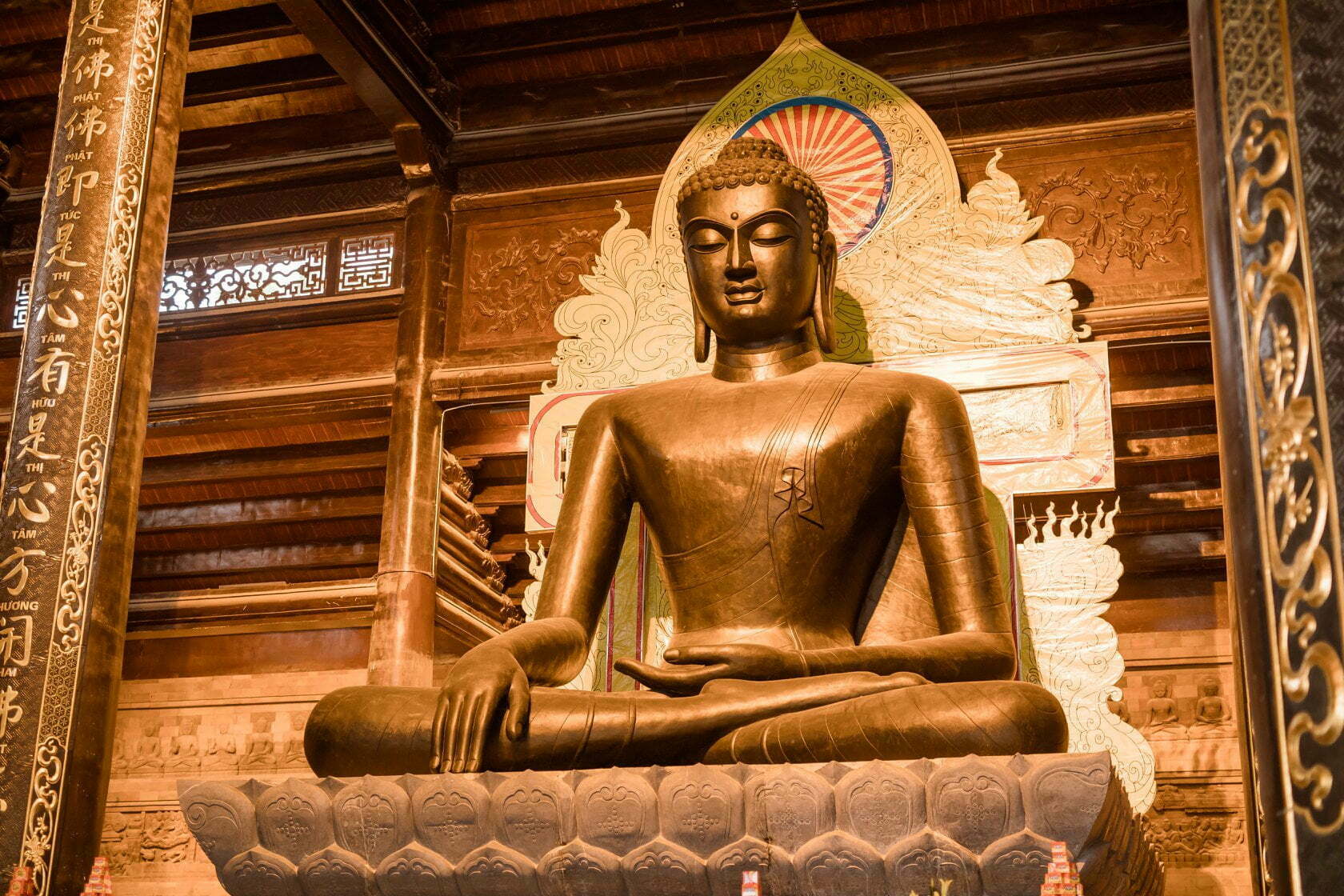 Tour chùa Tam Chúc lễ Phật Thích Ca